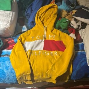 Tommy Hilfiger hoodie yellow white red size XL